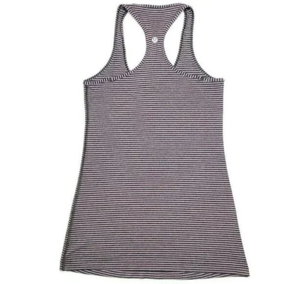 Lululemon racerback tank top - great condition! Size 4 - Picture 4 of 6
